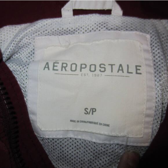 Y2K Sporty Maroon Full Zip Hooded Windbreaker Jacket Aeropostale Small - Picture 4 of 7